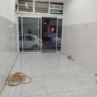 مغازه-20متر-دارای-کرکره-و-سرامیک