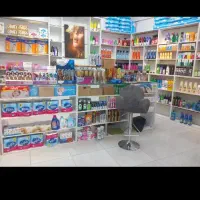 ویترین مغازه ام دی اف برای آرایشی وبهداشی