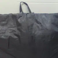 تخت کنار مادر زویه کار کرده