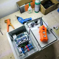 کلید بیسیم کردن بالابر ساختمانی (ریموت + تابلو)|مصالح و تجهیزات ساختمان|تهران, زنجان جنوبی|دیوار