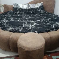 تخت خواب گرد،دونفره،باتشک وکفی کامل