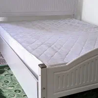 تخت خواب دو نفره