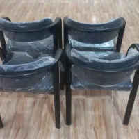 صندلی انتظار در حد نو|مبلمان اداری|رباط‌کریم, رباط‌کریم|دیوار