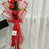 گل رز روبانی