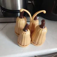 با سلام  جا ادویه چهار عددی شکل کدو حلوایی