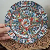 ظروف پذیرایی و ساعت و پادری