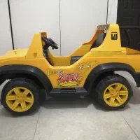 ماشین شارژی سالم ۲ موتوره|اسباببازی بچه|اراک, |دیوار