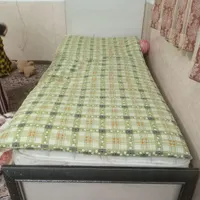 تخت خواب یک نفره