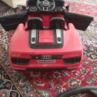 ماشین شارژش آئودی وکفش اسکیت|دوچرخه، اسکیت، اسکوتر|محلات, |دیوار