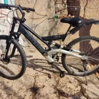 دوچرخه|دوچرخه، اسکیت، اسکوتر|تربت جام, حافظ|دیوار