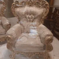 مبل سلطنتی مدل عربی ۷نفره با میز و عسلی