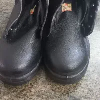 کفش کار نونو