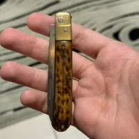 چاقو استاد کرد (کرند)