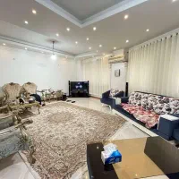 آپارتمان ۱۳۵ متری موقعیت مکانی عالی