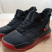 کتونی نایک|کیف، کفش، کمربند|پرند, فاز ۵|دیوار