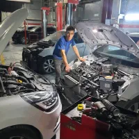 حمید ایش بیلن مکانیک موتور ملی دنا ، توربو خدایEF7