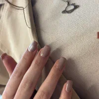 کاشت و ترمیم ناخن