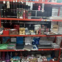 ویترین مغازه