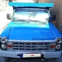 نیسان وانت
