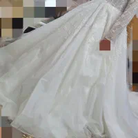فروش لباس عروس و لوازم مزون