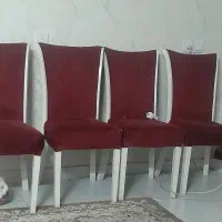 یک دست مبل و میز نهار خوری به فروش میرسد
