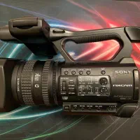 دوربین فیلمبرداری NX100 در حد نو