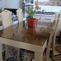 میز ناهار خوری