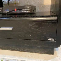 میز زیر تلویزیون و بوفه