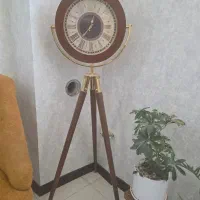 ساعت ایستاده