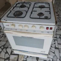 فرگاز ۴ شعله آردل در حد نو