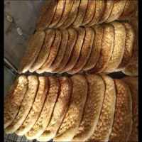 به یک نیروی کارگر ساده  برای  کار‌ در نانوایی