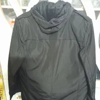 یک عدد کاپشن کلاه دار سایز ۵۰نونو بفروش میرسد