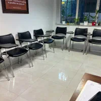 اجاره محیط اموزشی (کلاس با تجهیزات)|اجارهٔ کوتاه‌مدت دفتر کار و فضای آموزشی|تهران, آجودانیه|دیوار