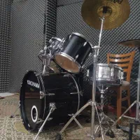 درامز|درام و پرکاشن|زنجان, |دیوار