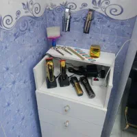 دکور آرایشگاه|آرایشگاه و سالن‌های زیبایی|الیگودرز, |دیوار