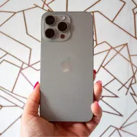 اپل iPhone 16 Pro Max اقساطی با یک چک تحویل فوری