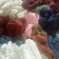 مقداری نخ وچل قالی|لوازم خیاطی و بافتنی|ملایر, |دیوار