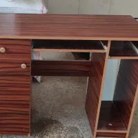 میز کامپیوتر و تحریر