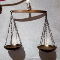 ترازو کلکسیونی بسیار تمیز و دقیق