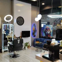 انجام خدمات آرایشگری