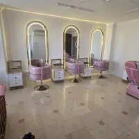 وسایل سالن زیبایی|آرایشگاه و سالن‌های زیبایی|کوهپایه, |دیوار
