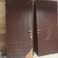 درب داخلی ساختمان