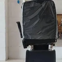 فروش یک صندلی