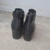 کاملا سالم وبدون ایراد.|کیف، کفش، کمربند|نقده, |دیوار