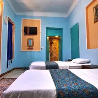 اقامتگاه سرای سنتی هاتف|اجارهٔ کوتاه‌مدت آپارتمان و سوئیت|اصفهان, احمدآباد|دیوار