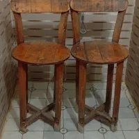 صندلی چوبی