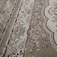 یک جفت فرش کرم گردویی|فرش|مشهد, کارمندان دوم|دیوار