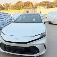تویوتا کمری هیبرید 2025 LE