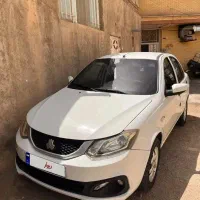 ساینا اس مدل ۴۰۲