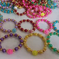 گیره روسری دستبند برای روز دانش آموز، جشن اسم|جواهرات|مشهد, شهید قربانی|دیوار